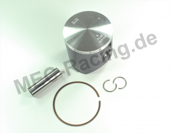 V3703.JPG